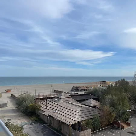 Blumarina Summerland Sea View Apartment Mamaia